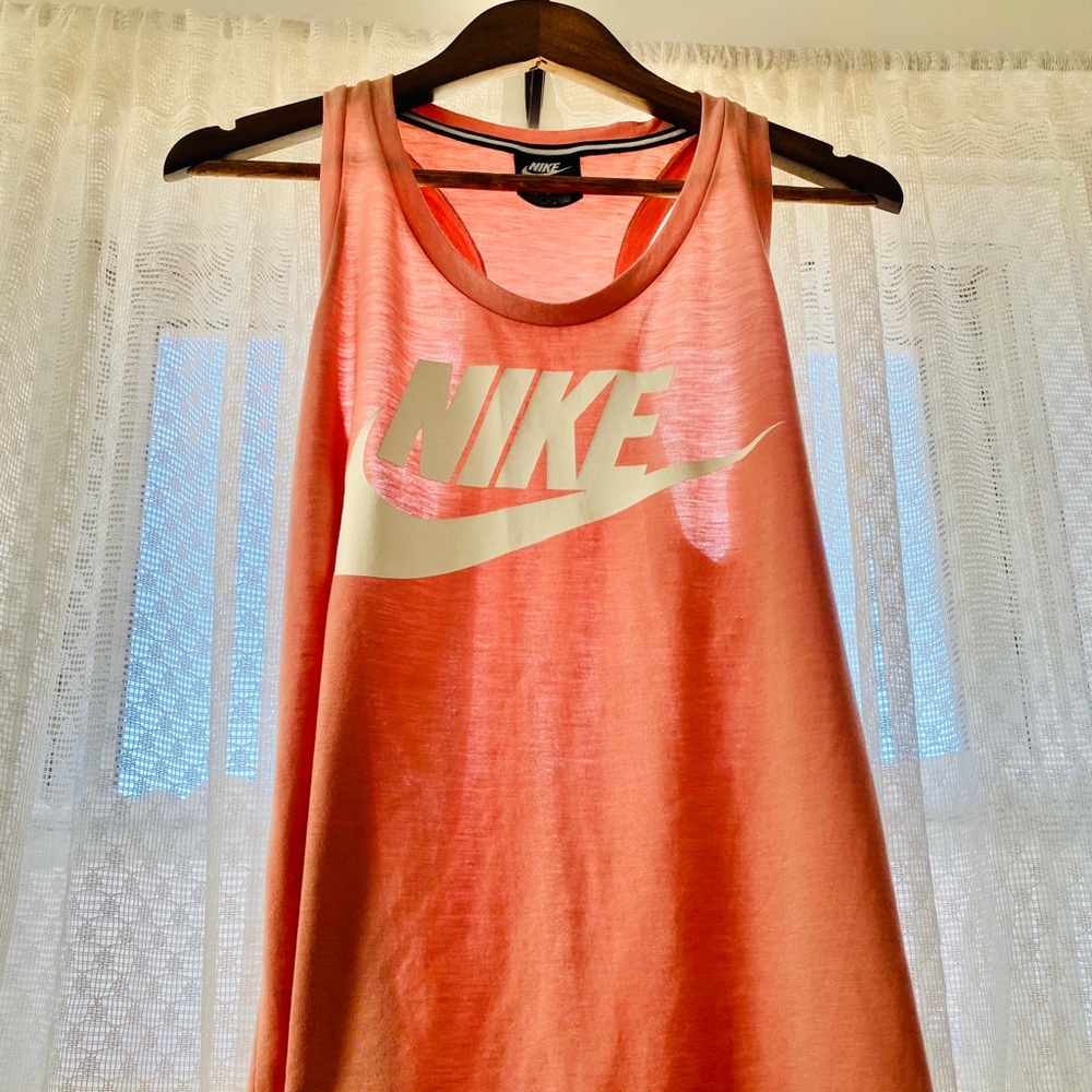 Nike light pink workout tank